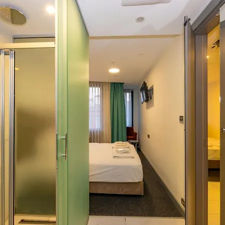 Otel V Taksim 3*