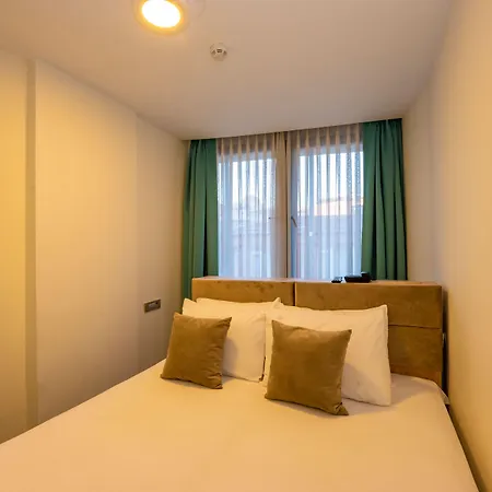 Hotel Taksim V 3*